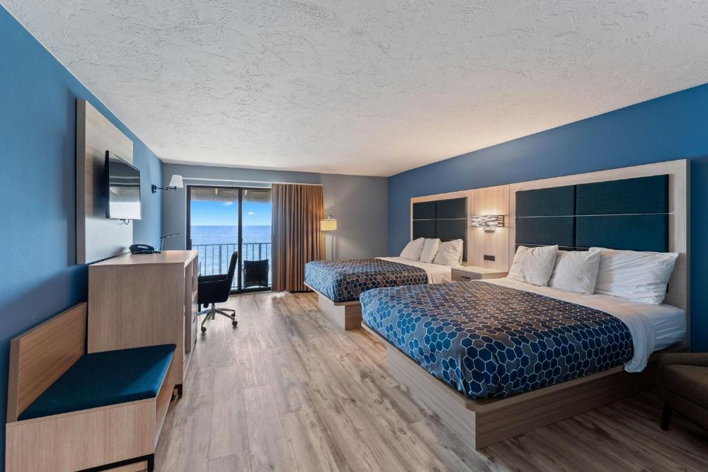 Ocean Double queen With Private Balcony interior